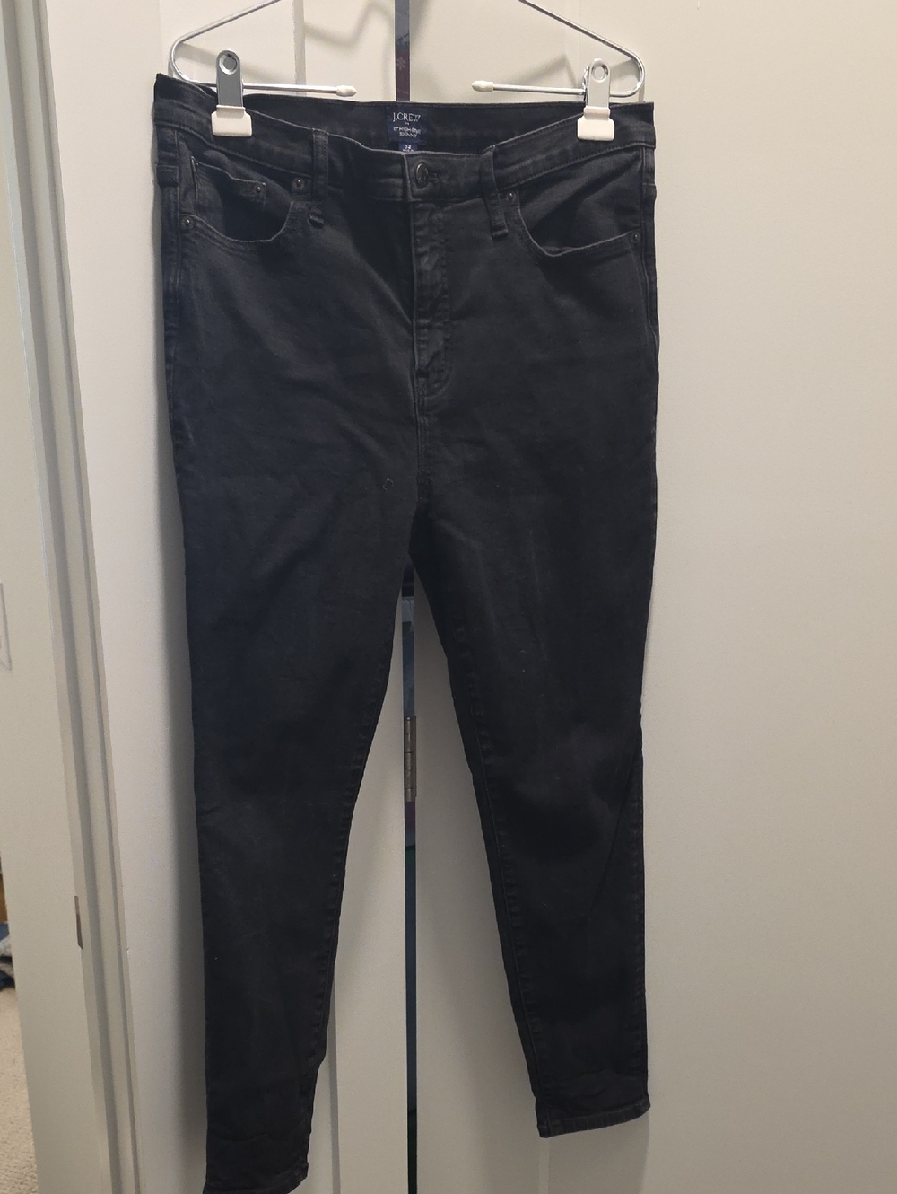 J. Crew Women's Skinny Jeans in Black